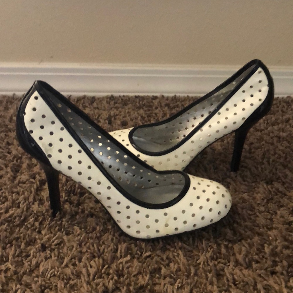 Jessica Simpson heels
